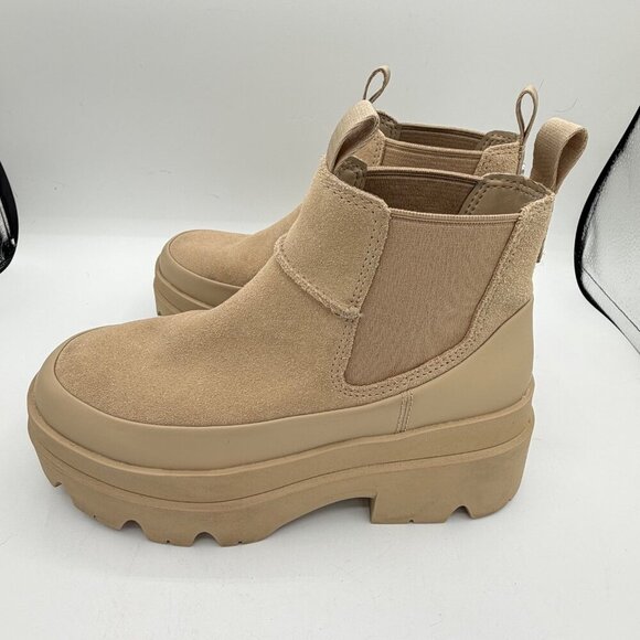 UGG Shoes - UGG Womens Brisbane Chelsea Boots Classic Leather Ankle Slip On platform Sz 7.5